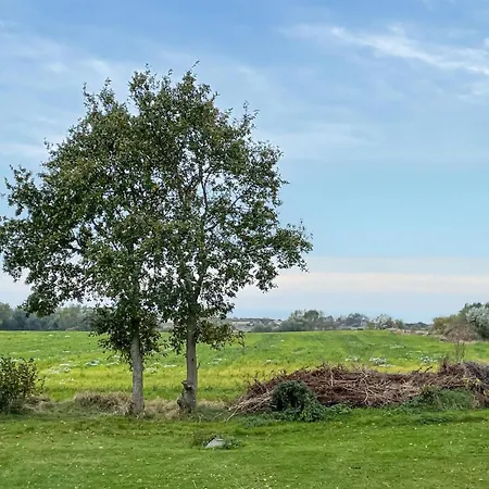 度假居 3 Bedroom Gorgeous In Soby Aero