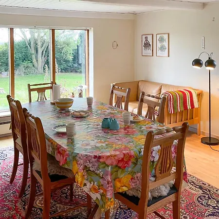 3 Bedroom Gorgeous In Soby Aero 度假居 Soby Mark